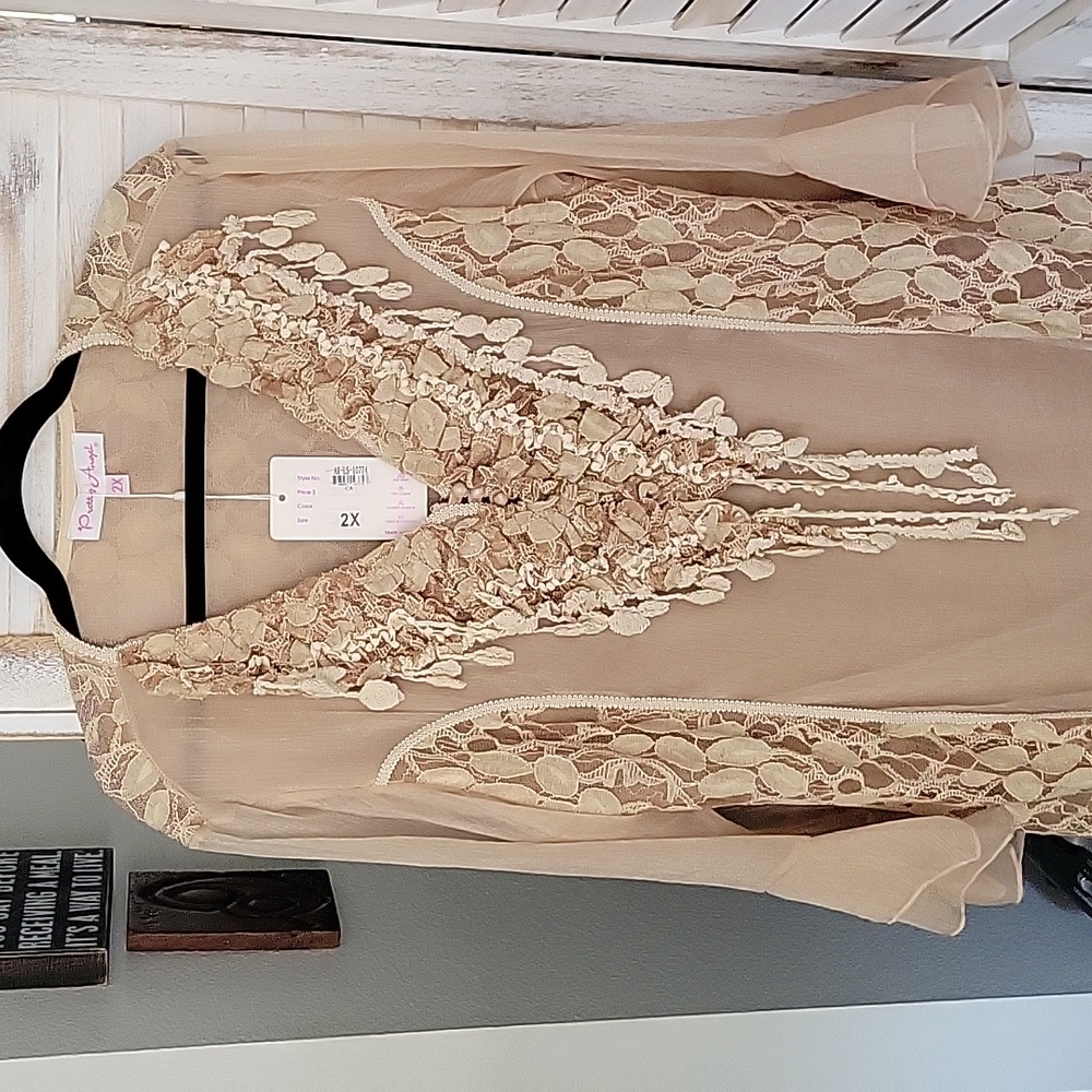 Pretty Angel 2X NWT Beige Blouse
